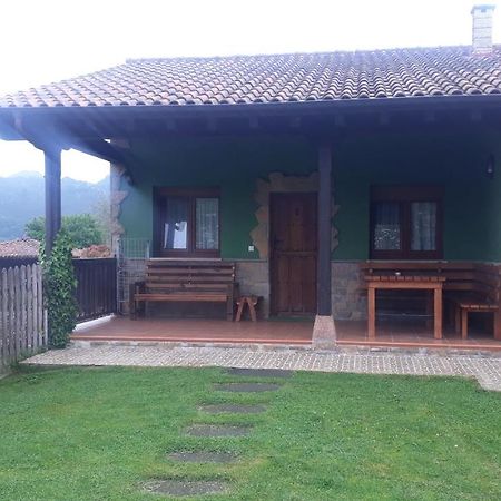 Coviellador Cangas De Onis Guest House Exterior photo
