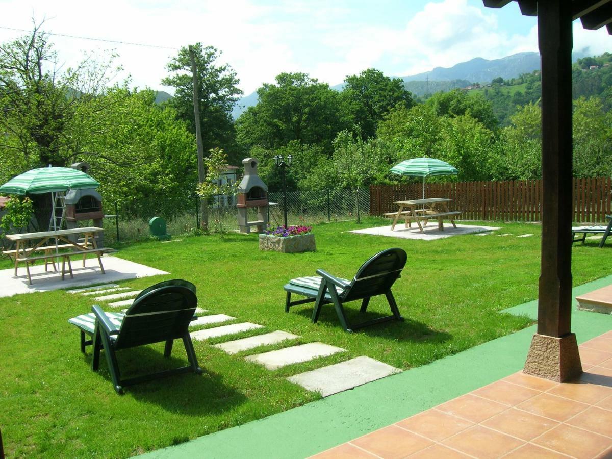 Coviellador Cangas De Onis Guest House Exterior photo