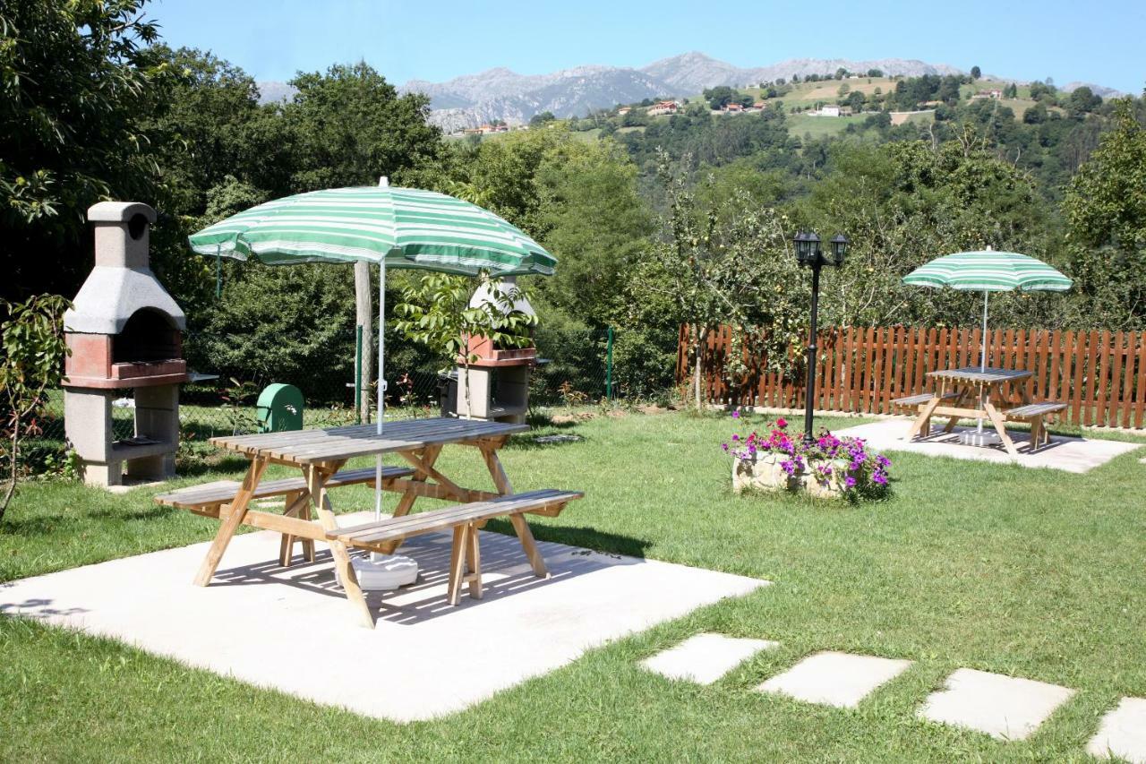 Coviellador Cangas De Onis Guest House Exterior photo