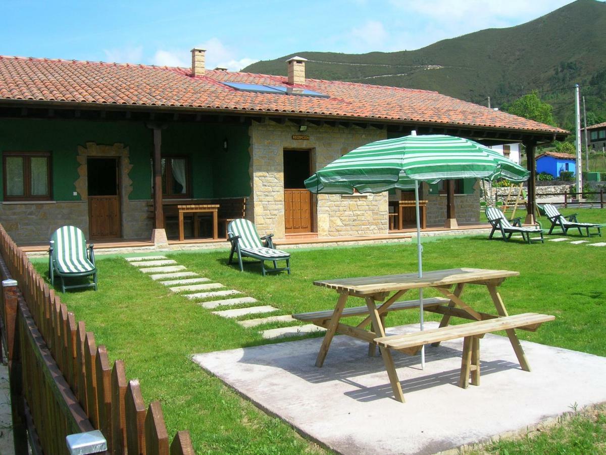Coviellador Cangas De Onis Guest House Exterior photo